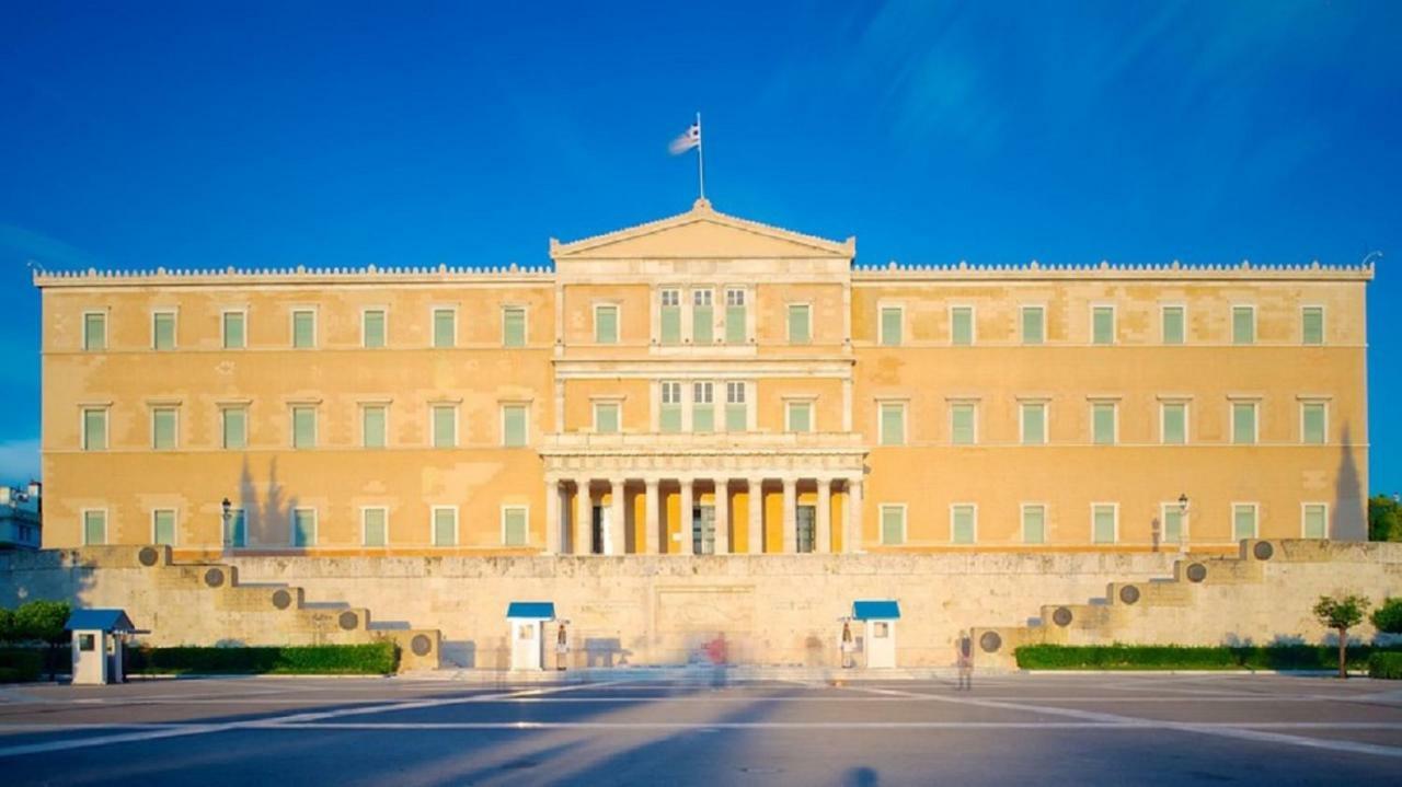 Athenian Cool In The Middle Of Everything! Daire Dış mekan fotoğraf